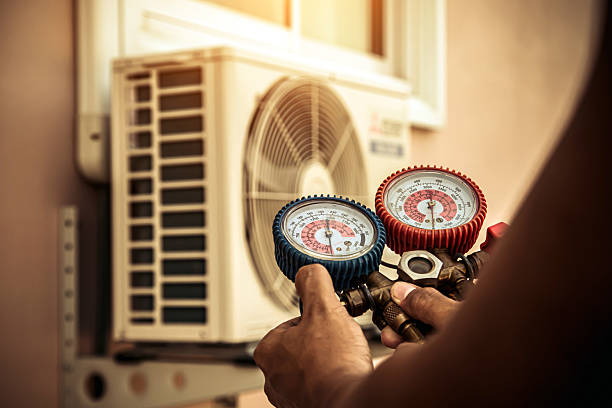 Professional Hvac technician working in South Cairo, NY